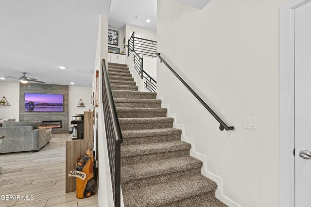 412 FRODSHAM Street, El Paso, TX 79928