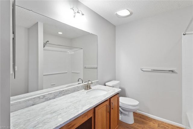 130 Villa DR, Poquoson, VA 23662