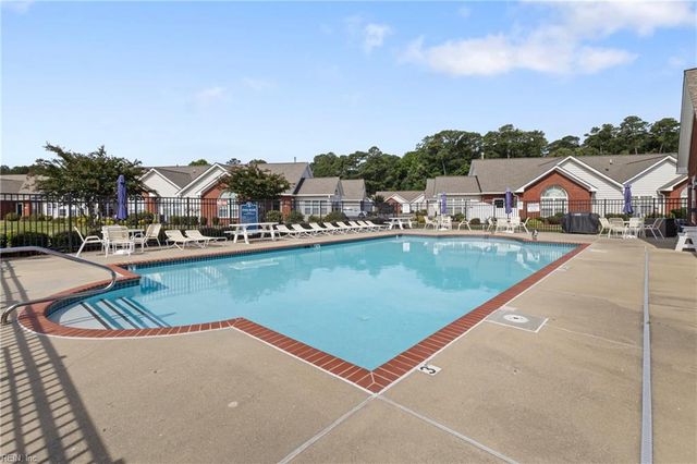 130 Villa DR, Poquoson, VA 23662