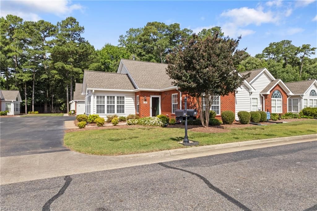 130 Villa DR, Poquoson, VA 23662