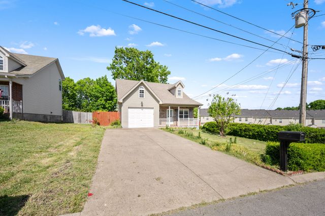 920 Sky Valley Trl, Smyrna, TN 37167