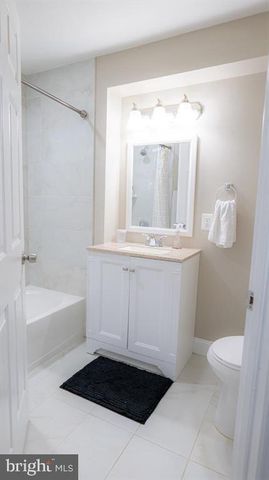 10483 DAMASCUS PARK LN, Damascus, MD 20872