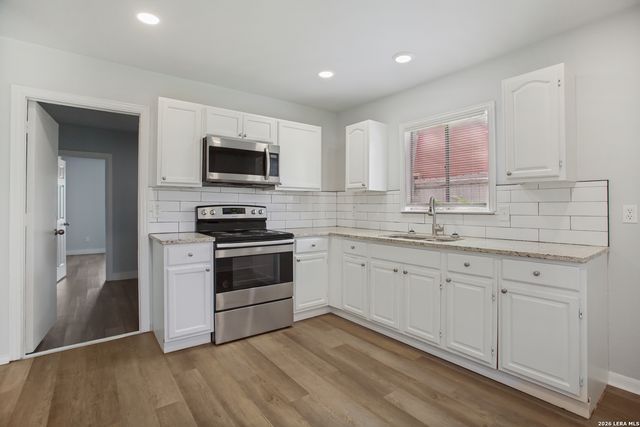 5535 RED SKY ST, San Antonio, TX 78242