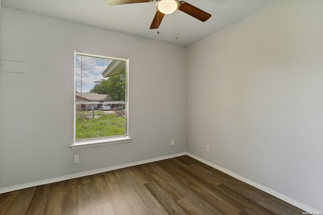 5535 RED SKY ST, San Antonio, TX 78242