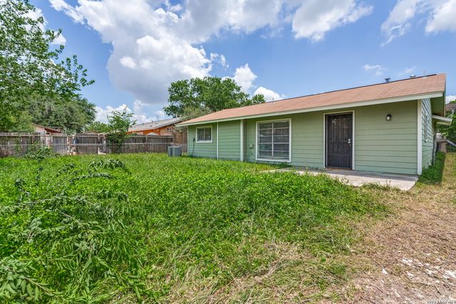 5535 RED SKY ST, San Antonio, TX 78242
