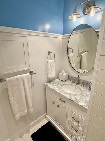 2173 Crestview Drive, Laguna Beach, CA 92651