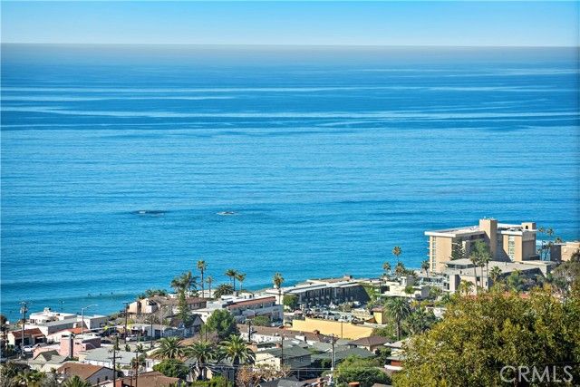2173 Crestview Drive, Laguna Beach, CA 92651
