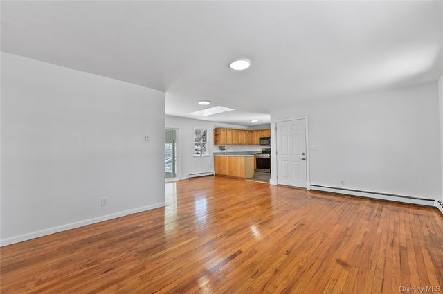 320 Walnut Avenue, New Windsor, NY 12553