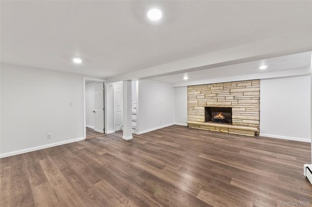 320 Walnut Avenue, New Windsor, NY 12553