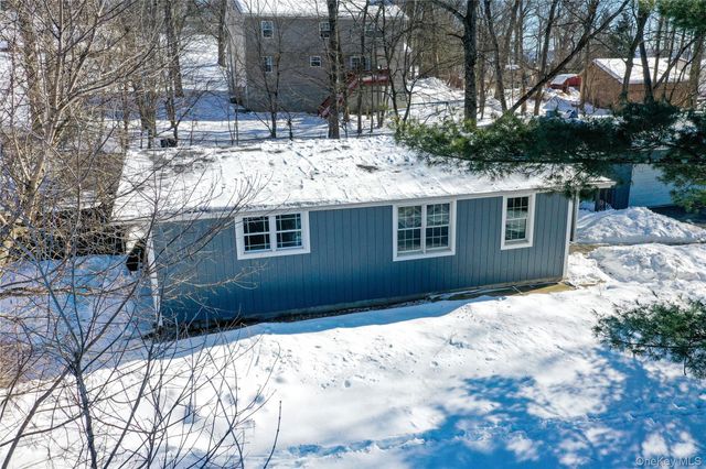 320 Walnut Avenue, New Windsor, NY 12553