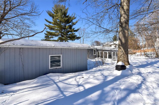 320 Walnut Avenue, New Windsor, NY 12553