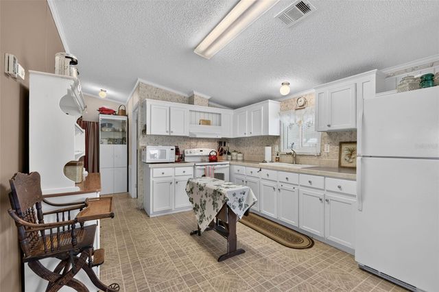 159 TARPON, Punta Gorda, FL 33950