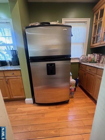 38 Emerson Street, East Orange, NJ 07018