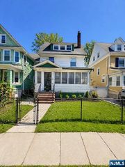 38 Emerson Street, East Orange, NJ 07018