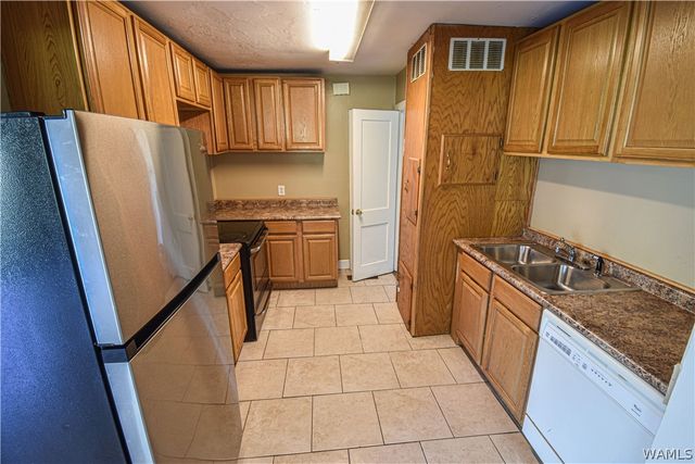 37 Springbrook, Tuscaloosa, AL 35405