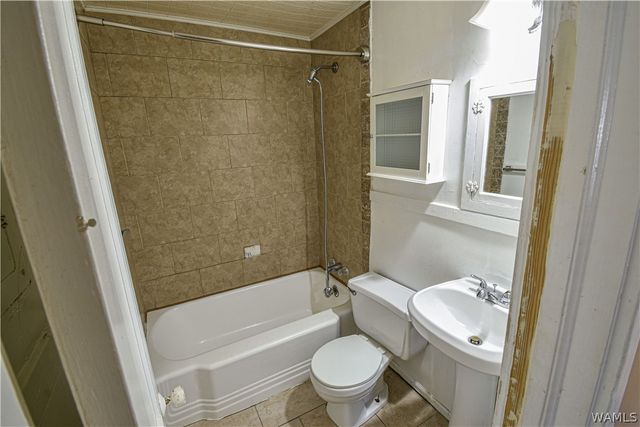 37 Springbrook, Tuscaloosa, AL 35405