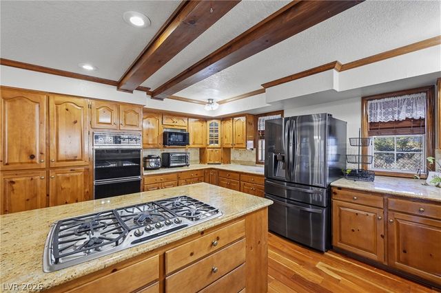 239 Crestview Drive, Mount Charleston, NV 89124