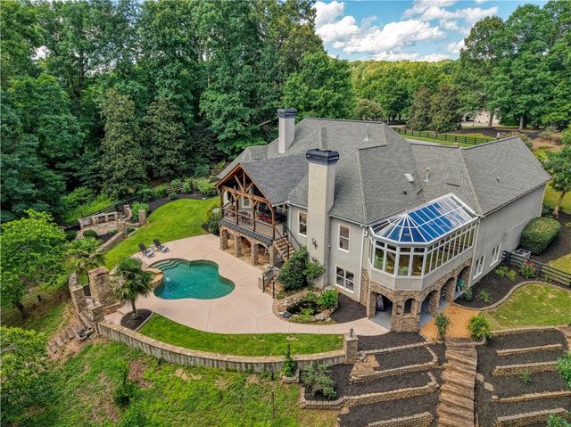 8320 Glen Lake Drive, Cumming, GA 30028
