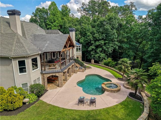 8320 Glen Lake Drive, Cumming, GA 30028