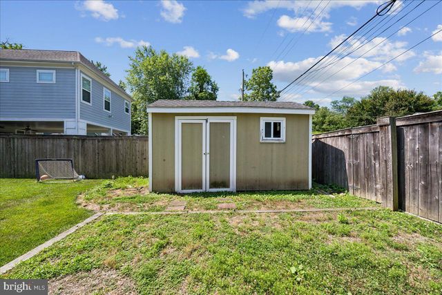 6402 13TH ST, Alexandria, VA 22307