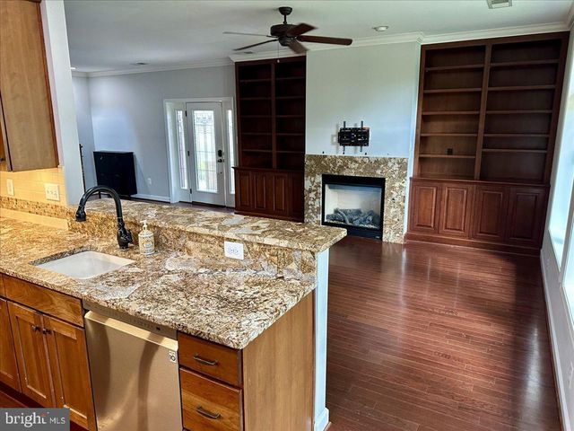 6402 13TH ST, Alexandria, VA 22307