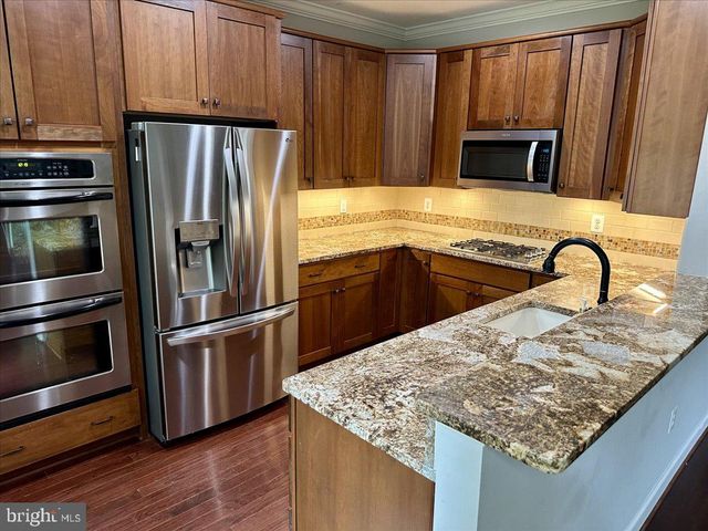 6402 13TH ST, Alexandria, VA 22307