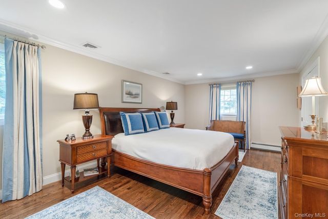 33 Northwood Circle, Huntington, NY 11743