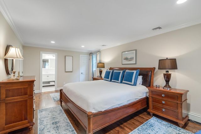 33 Northwood Circle, Huntington, NY 11743