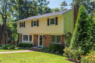 33 Northwood Circle, Huntington, NY 11743