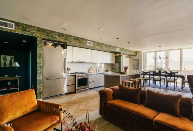 39 S Los Robles Avenue 5005, Pasadena, CA 91101