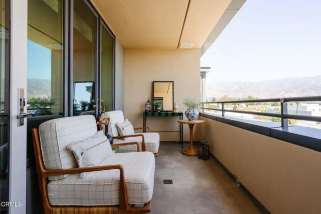 39 S Los Robles Avenue 5005, Pasadena, CA 91101