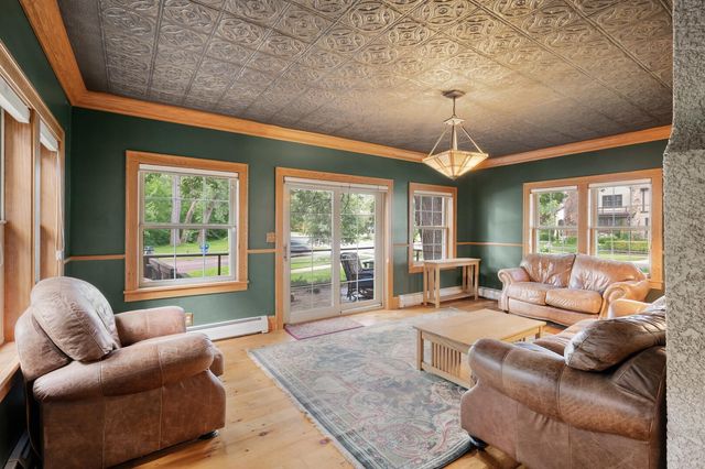 4917 12th Avenue S, Minneapolis, MN 55417