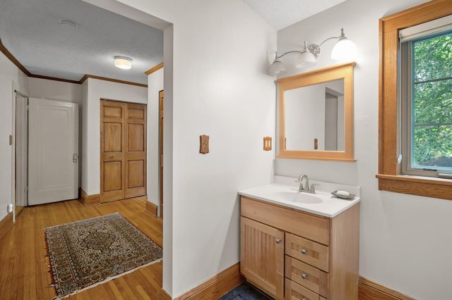 4917 12th Avenue S, Minneapolis, MN 55417