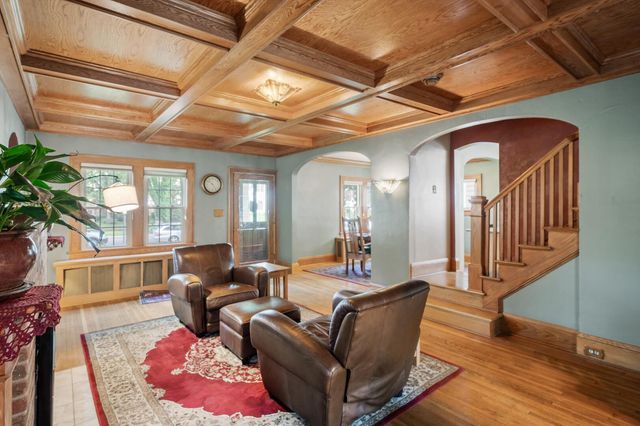 4917 12th Avenue S, Minneapolis, MN 55417