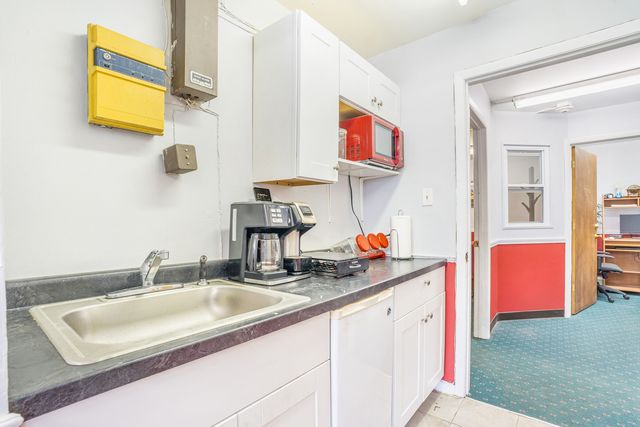 5330 W 79th Street 1G, Burbank, IL 60459