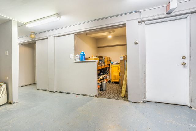 5330 W 79th Street 1G, Burbank, IL 60459