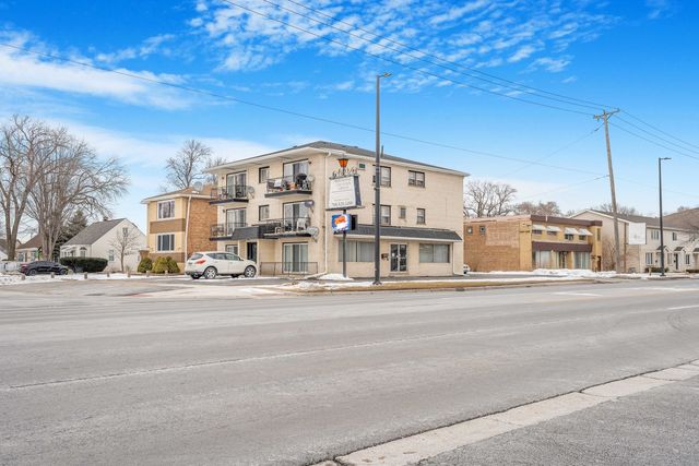 5330 W 79th Street 1G, Burbank, IL 60459