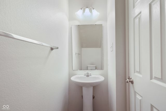 12710 Courage Crossing, Fishers, IN 46037