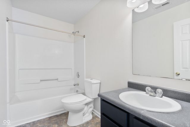 12710 Courage Crossing, Fishers, IN 46037