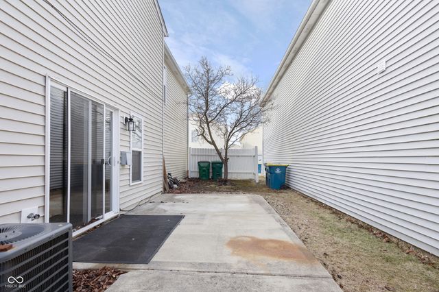 12710 Courage Crossing, Fishers, IN 46037