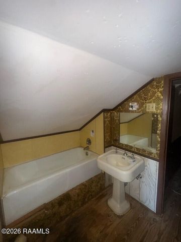 1461 Henderson Highway, Breaux Bridge, LA 70517