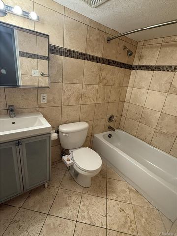 1032 N Clarkson Street 208, Denver, CO 80218