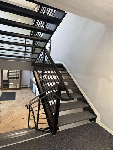 1032 N Clarkson Street 208, Denver, CO 80218
