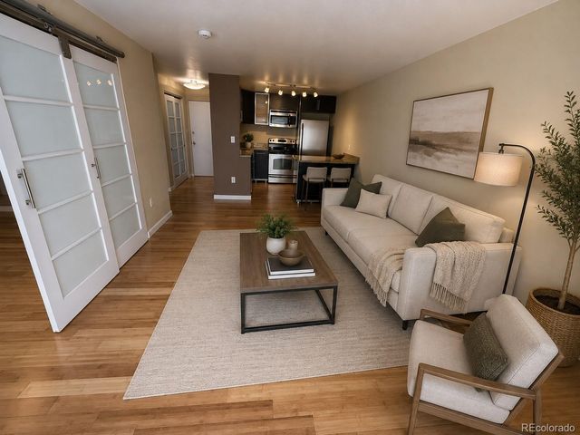 1032 N Clarkson Street 208, Denver, CO 80218