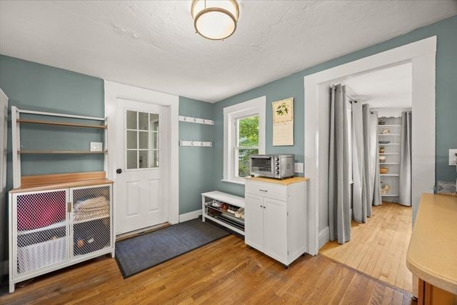 24 School Street, Walpole, MA 02081