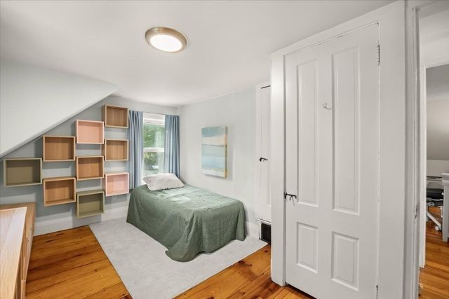 24 School Street, Walpole, MA 02081