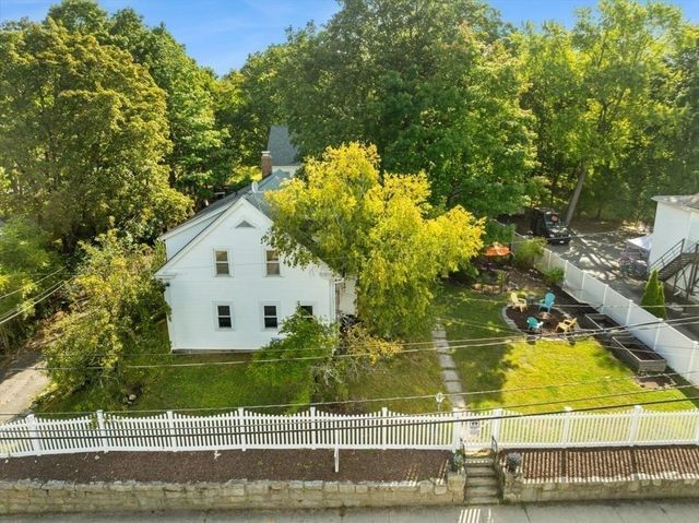 24 School Street, Walpole, MA 02081