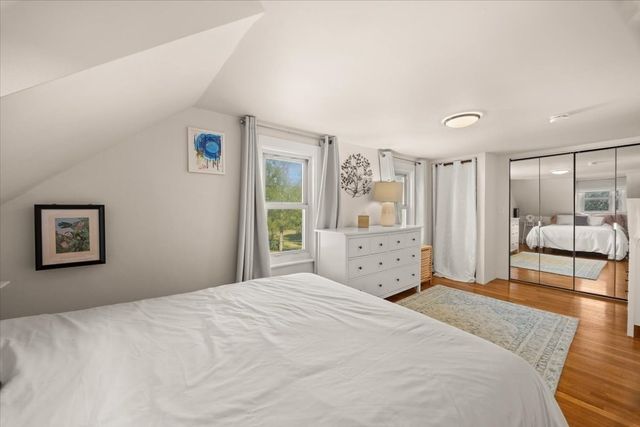 24 School Street, Walpole, MA 02081