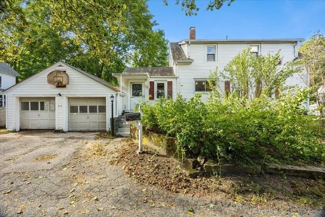 24 School Street, Walpole, MA 02081