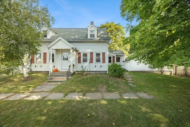24 School Street, Walpole, MA 02081